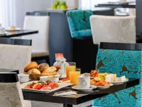 Mercure Hotel Wuerzburg am Mainufer - breakfast