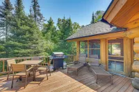 Waterfront Escape on Caribou Lake: Dock + Fire Pit - Parkering