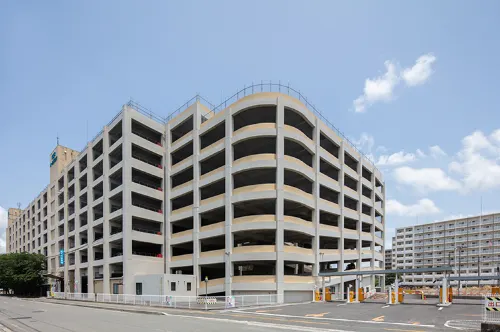 Shin Iizuka Station Hotel - parking