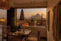 Gardenia Pyramids Palace - Mountain view