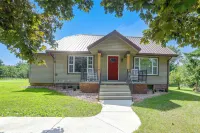 Willard Home On a Working Farm w/ Water Views! - 3 tähden