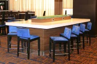 Courtyard Waterbury Downtown - bar