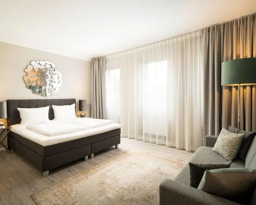 elaya hotel hannover city, Trademark Collection by Wyndham โรงแรมใกล้โบสถ์เอกีเดียน