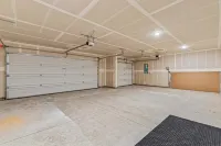 Spacious 6BR Sleeps 22 with Playground, Basketball -  case vacanza in affitto