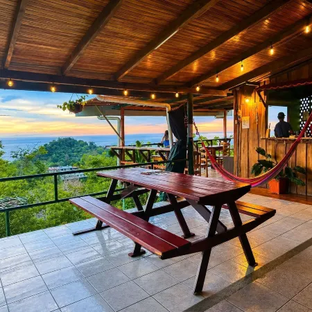 Pura Natura Lodge