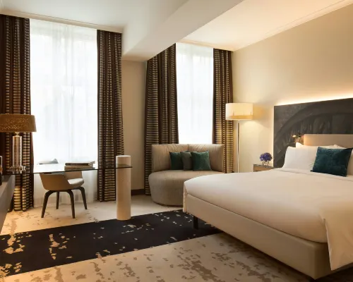 Renaissance Hamburg Hotel Hotels near Hanseviertel