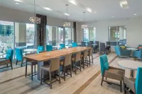Residence Inn Ontario Rancho Cucamonga - parking