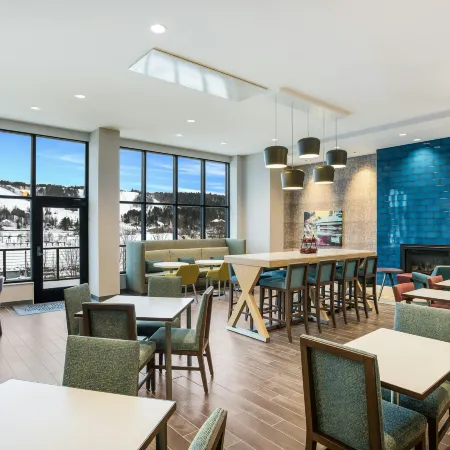 Hampton Inn & Suites by Hilton Houghton