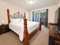 Unwind at Midtown Haven - Apartments