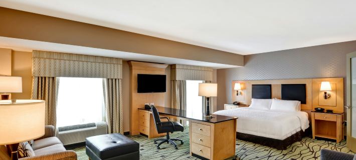 Hampton Inn & Suites Raleigh/Crabtree Valley Hotels in Wake County