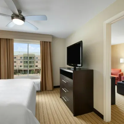 Homewood Suites by Hilton Fort Worth West at Cityview Отели рядом с достопримечательностью «Стадион Амон Картер»