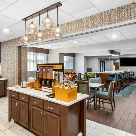 Hampton Inn Huntington University Area