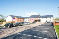 Premier Inn Haverfordwest (North/A40) - parking