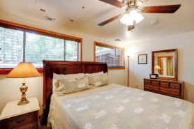 Cozy Cabin on 1 Acre in Premier Pine Neighborhood