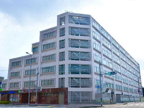 โรงแรมยูนิเวอร์ซัลคาราสุมะคิโยโต - 3 ดาว