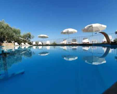 I Limoni (But151) Hotels in Buti