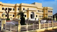 Hotel Raj Bagh Palace Jaipur Các khách sạn gần Jaigarh Fort