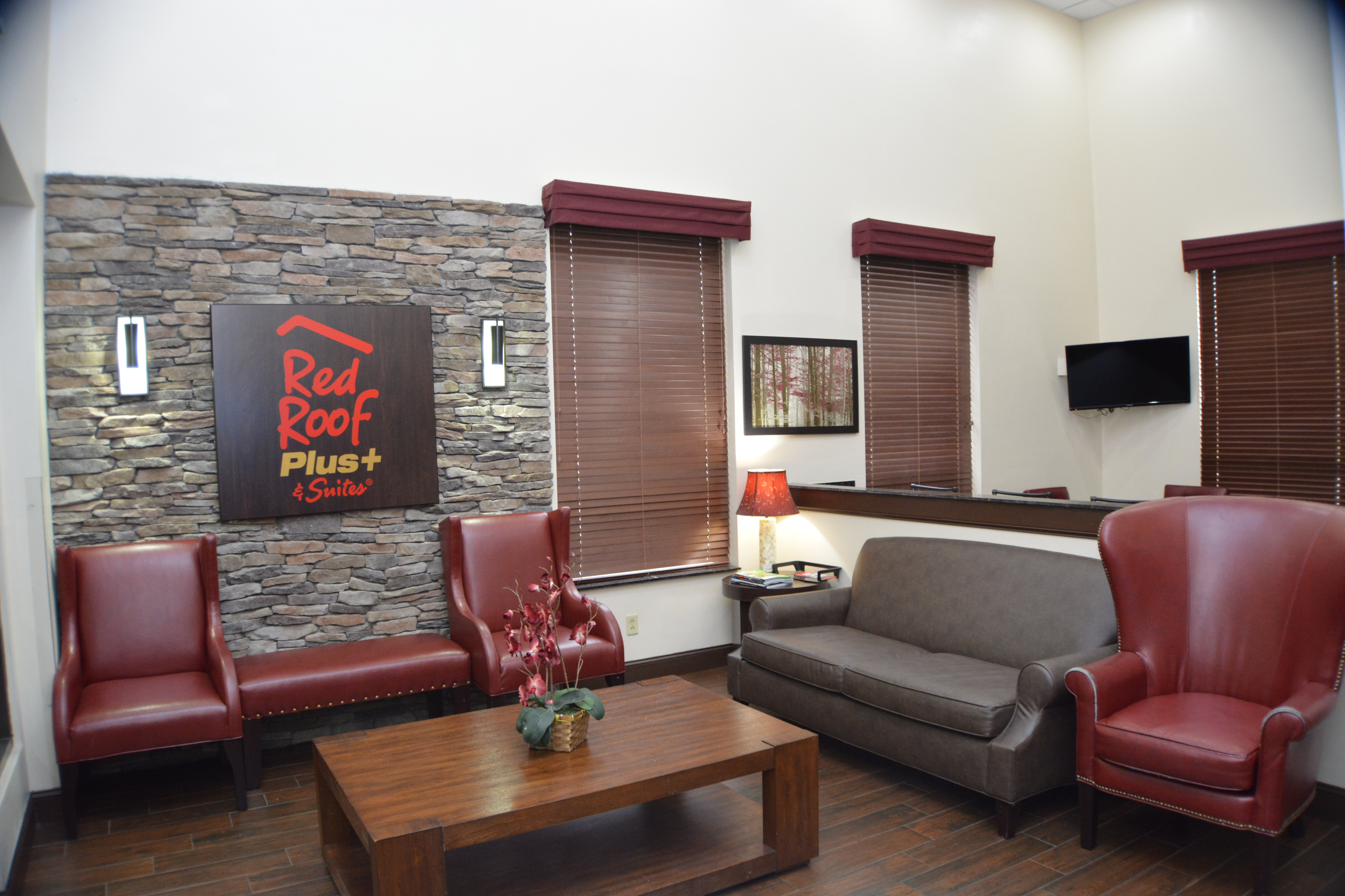 Red Roof Inn Plus+ & Suites Chattanooga - Downtown