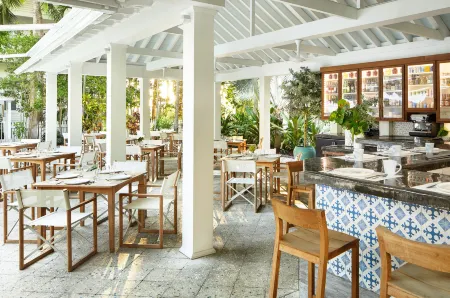 Parrot Key Hotel & Villas Отели в г. Ки-Уэст