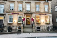 Safestay Glasgow Charing Cross Hotels near Kingsborough Gardens Sanctuary