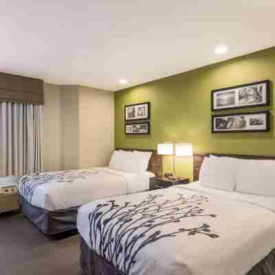 Sleep Inn & Suites Niantic Rooms