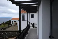Beautiful One Bedroom Apartment Near the Sea in Sao Roque do Pico