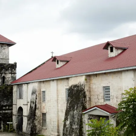 Hotel Fleur de Liz - Tagbilaran City Отели рядом с достопримечательностью «St. Joseph The Worker Cathedral»