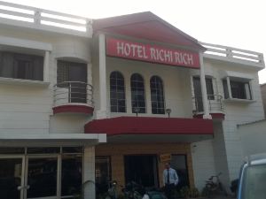 Hotel Richi Rich