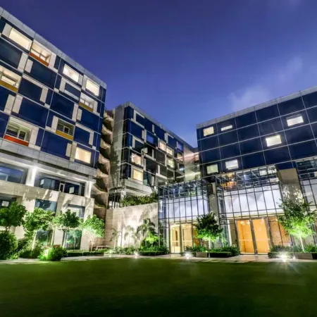ANDAZ DELHI, BY HYATT Отели в г. Нью-Дели