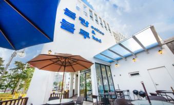 Geojedo Blanc Blue Pension