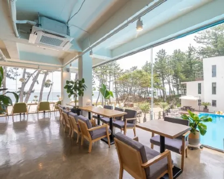 Uljin Sanpoli Pension Hotels in Uljin-gun