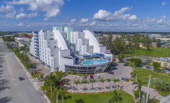 Nuvo Suites Hotel - Miami Doral