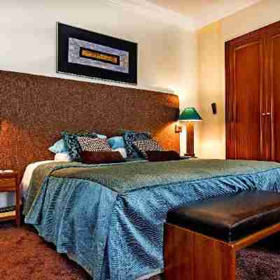 House of Waine Rooms