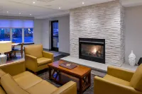 Holiday Inn Express & Suites CLIFTON PARK by IHG Hotels in Halfmoon