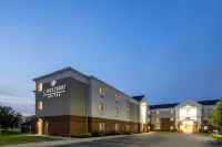 Candlewood Suites 溫莎鎖布拉德利ARPT 溫莎洛克斯住宿飯店