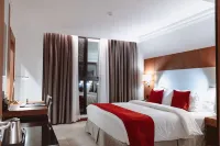 Star Land Hotel Bastos Hotels near Galerie Gipza