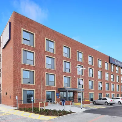 Travelodge Gravesend 엡스플리트 국제 기차역 주변 호텔