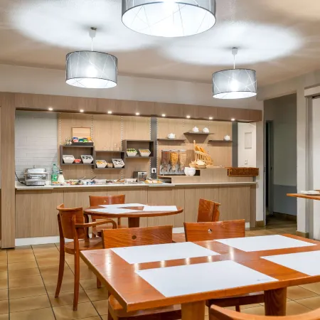 Comfort Hotel Lille Lomme