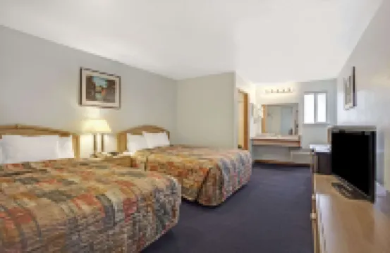 Travelodge by Wyndham Seattle North of Downtown