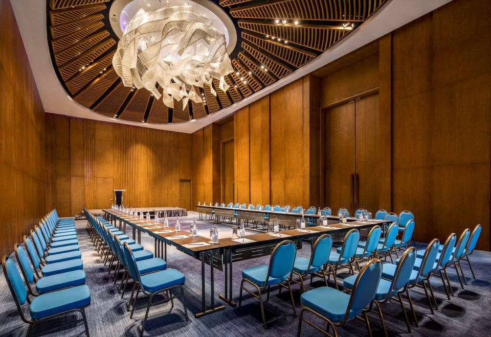 래디슨 블루 리조트 깜라인