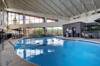 The Atrium Hotel on Third