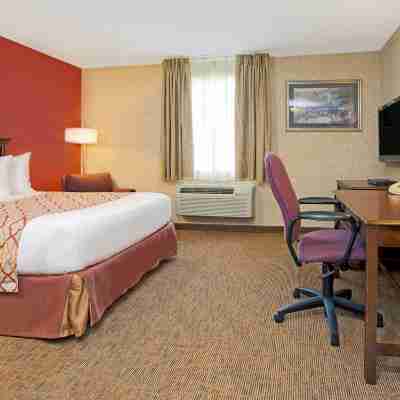 Hawthorn Suites by Wyndham Cincinnati/Sharonville Rooms