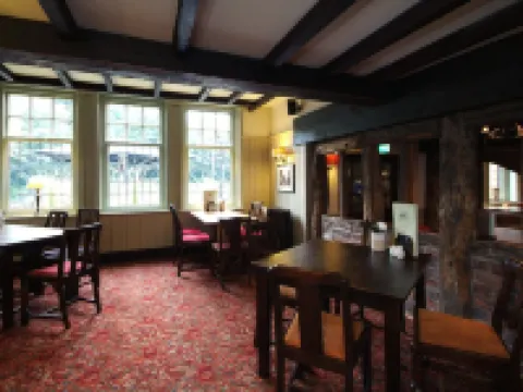 Warrington North East Hotels in Warrington