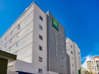 Ibis Styles Balneario Camboriu Hotels near Amores Beach