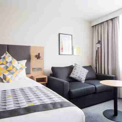 Holiday Inn London - Gatwick Airport Rooms