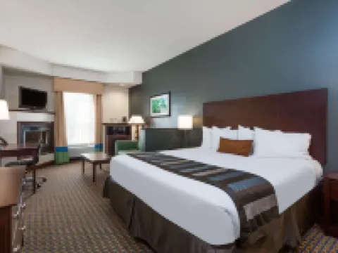 Wingate by Wyndham High Point Hotels in High Point