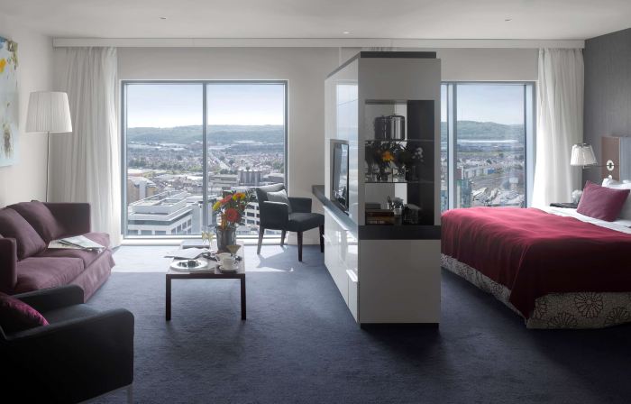 Majestic Hotel, Cardiff