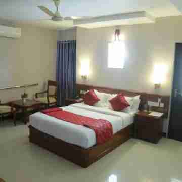 Hotel Jyothis Regency Rooms
