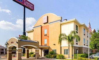 Comfort Suites at Plaza Mall