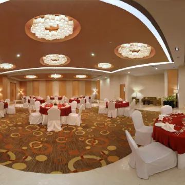 Four Points by Sheraton Hotel & Serviced Apartments, Pune